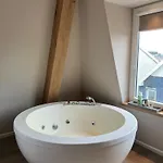 Luxury With Sauna, Bath And Cinema Private Apartamento *