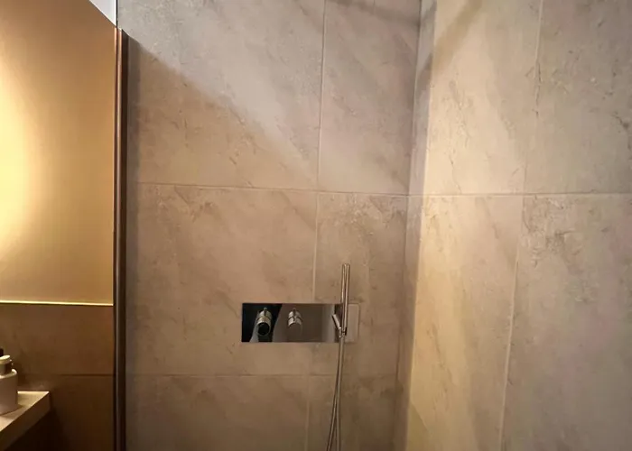 Luxury With Sauna, Bath And Cinema Private * Bodegraven