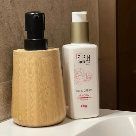 דירה Luxury With Sauna, Bath And Cinema Private *