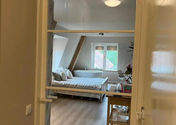 Luxury With Sauna, Bath And Cinema Private *